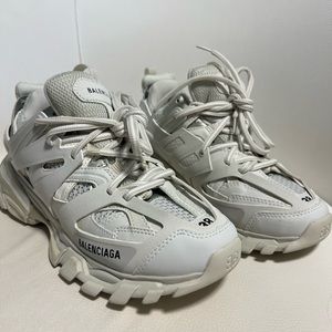 Balenciaga track sneaker in white